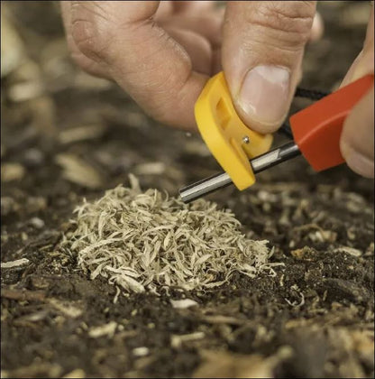 Survival Vuurstarter Set met Tindermaker - Smiths Firesteel -  - EaziPeazi